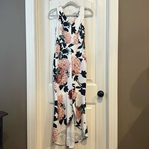 Sleeveless V-neck floral mermaid style dress